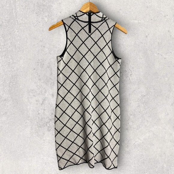 Romeo & Juliette Couture Womens Sleeveless Sweater Dress Size Medium - Picture 3 of 5
